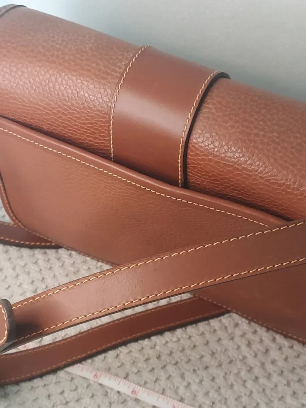 Vintage 1994 Coach Sheridan Mayfield Shoulder Bag (Style 4224) in British Tan
